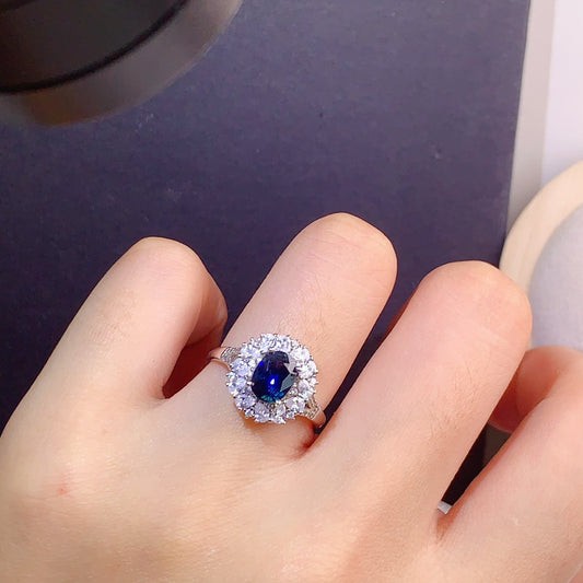High-quality natural sapphire ring