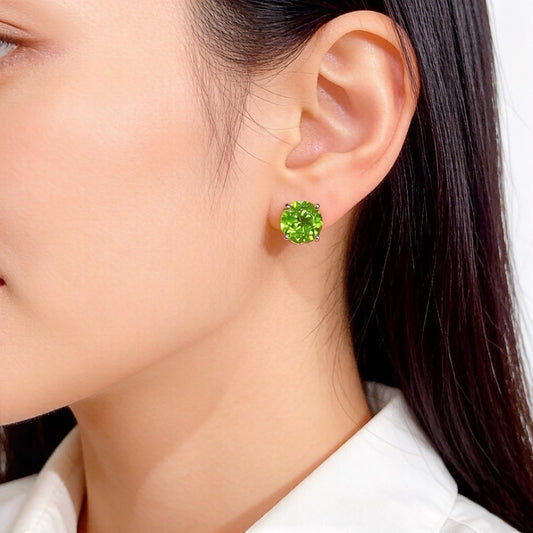 High-quality natural peridot stud earrings